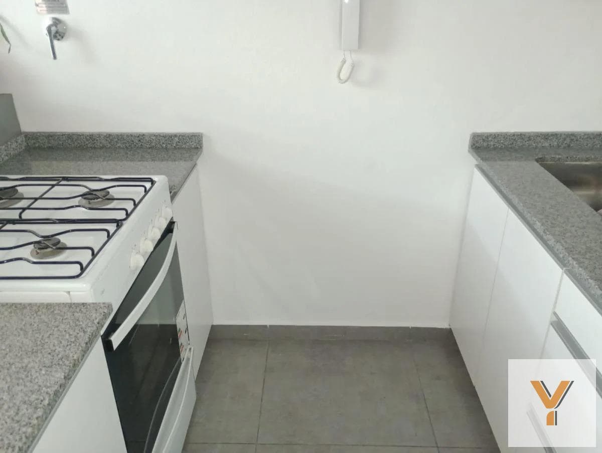 Apartment for Sale - 1 Bedroom, 1 Bathroom - 40 m² - Bernal