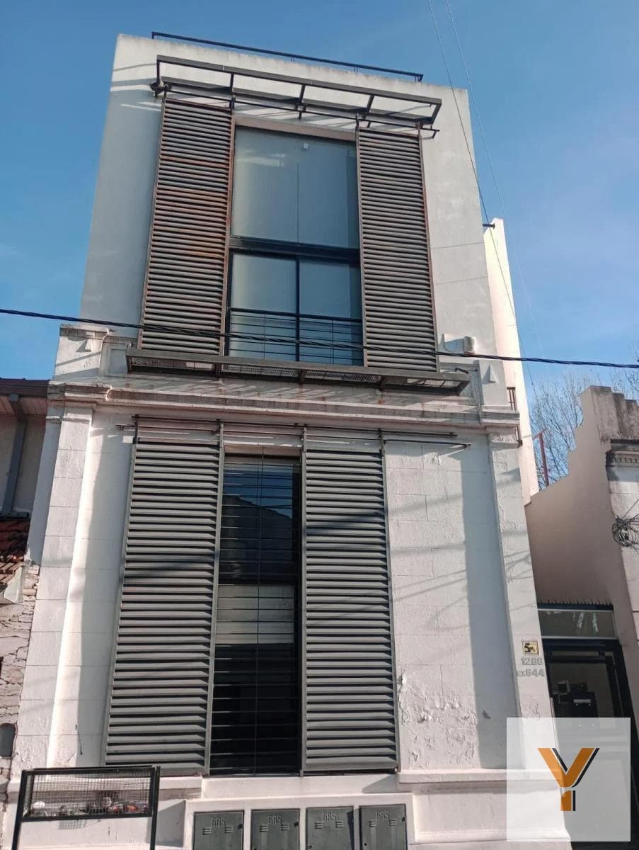 Apartment for Sale - 1 Bedroom, 1 Bathroom - 40 m² - Bernal
