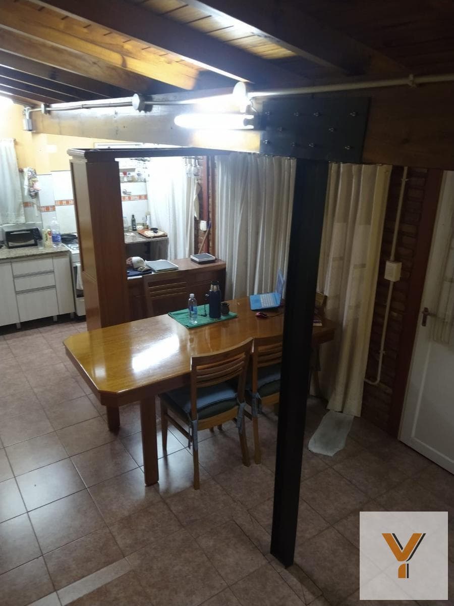 Apartment for Sale - 4 Bedrooms, 2 Bathrooms - Quilmes