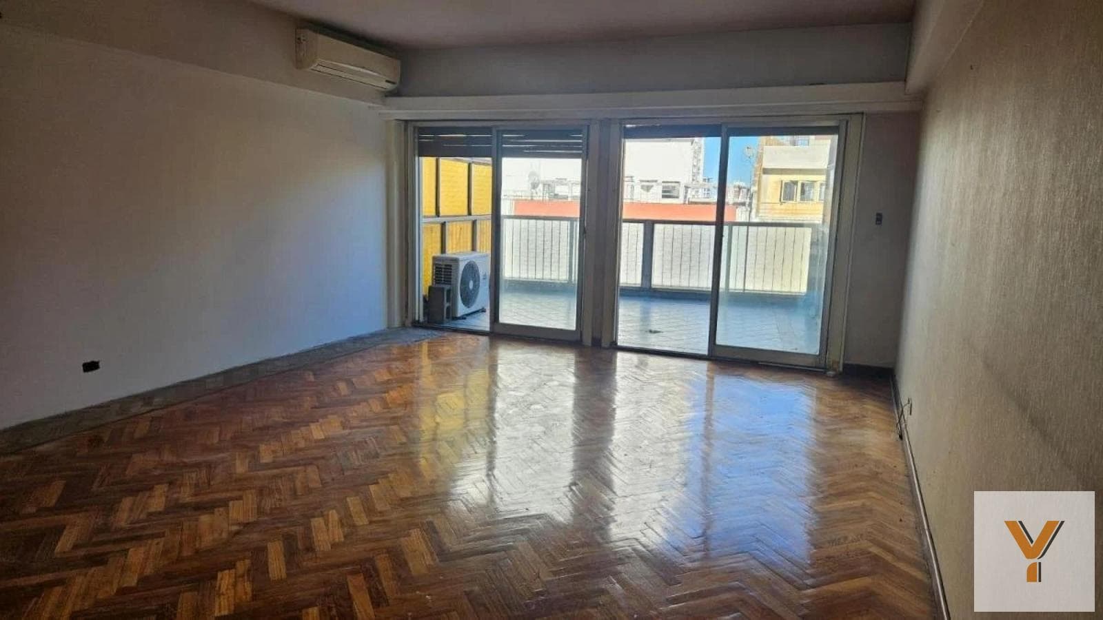 Apartment for Sale - 2 Bedrooms, 2 Bathrooms - Caballito