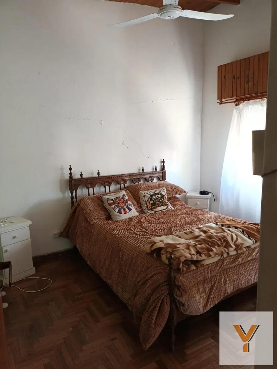 House for Sale - 4 Bedrooms, 2 Bathrooms - La Plata