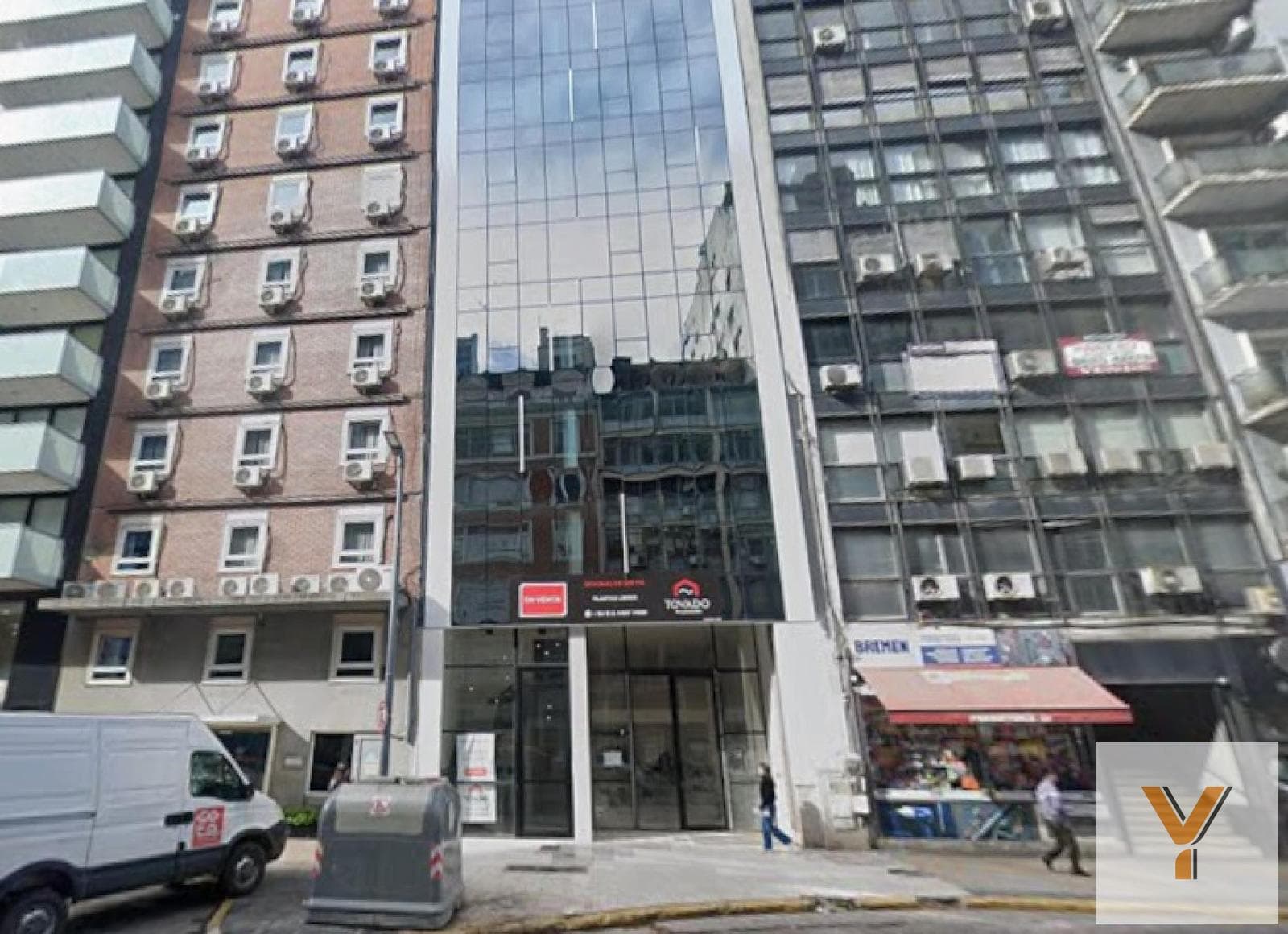 Office for rent - 2 rooms, 2 bathrooms - Retiro