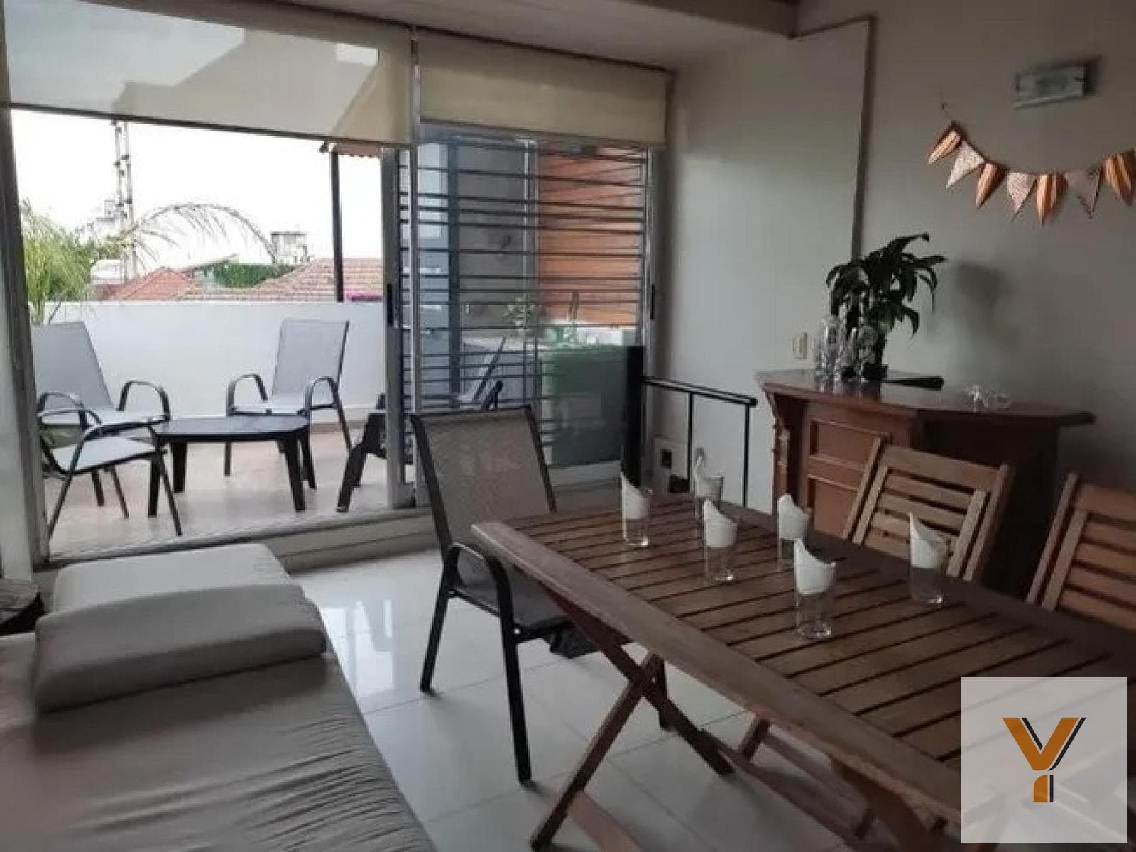 House for Sale - 3 Bedrooms, 2 Bathrooms - Villa General Mitre
