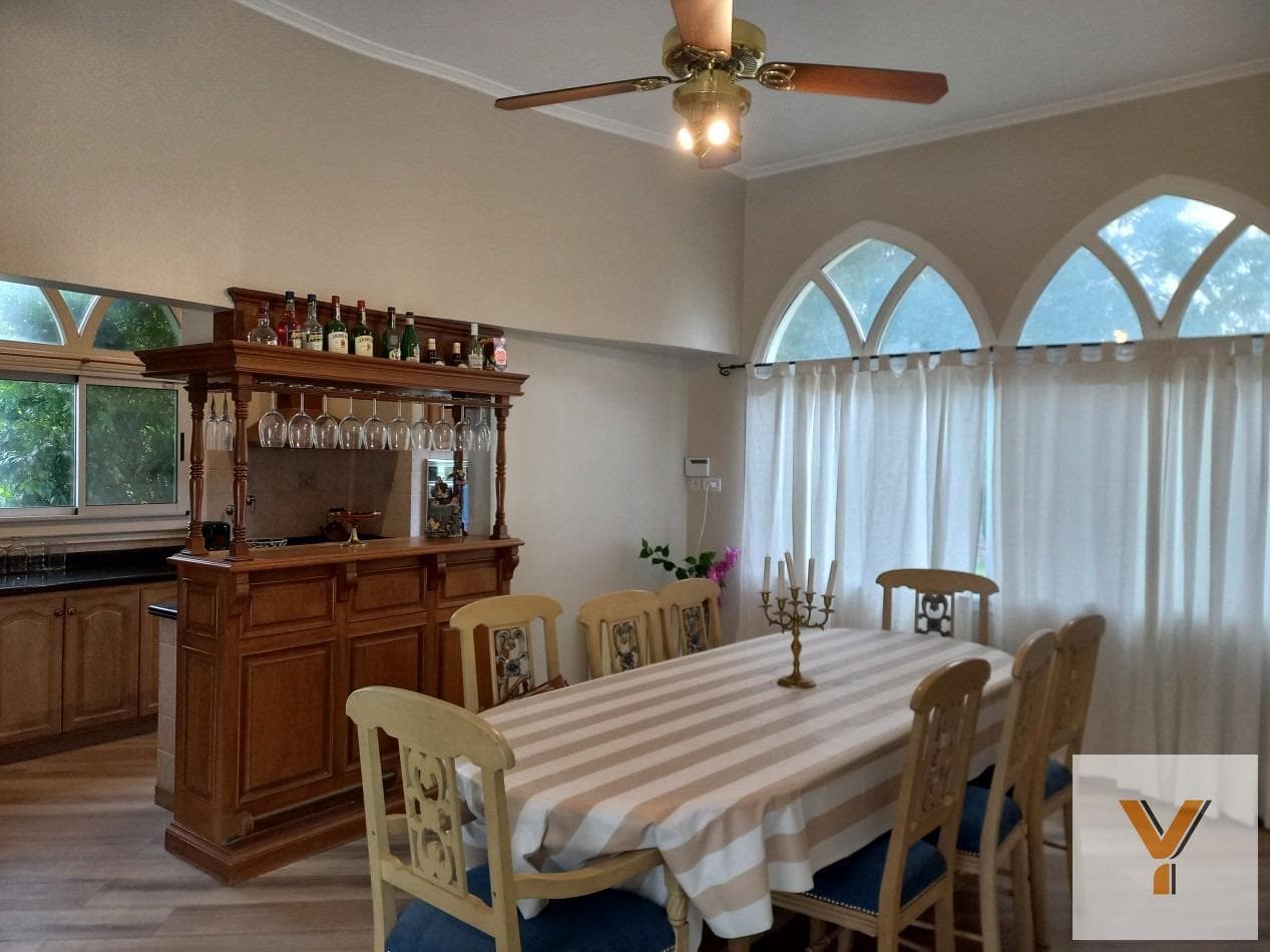 House for Sale - 5 Bedrooms, 3 Bathrooms - Coronel Brandsen