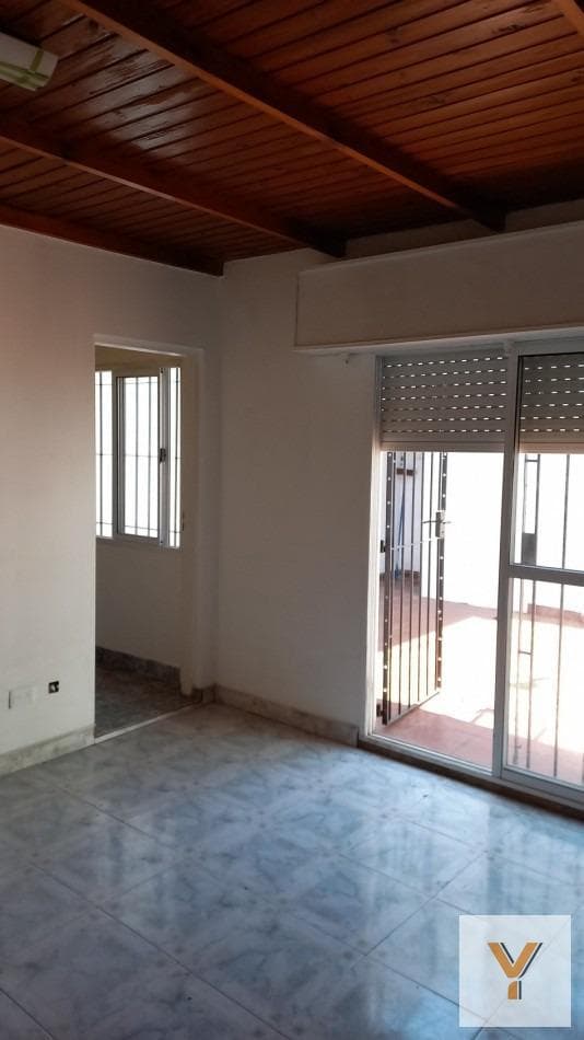 Apartment for Sale - 2 Bedrooms, 1 Bathroom - Lanús