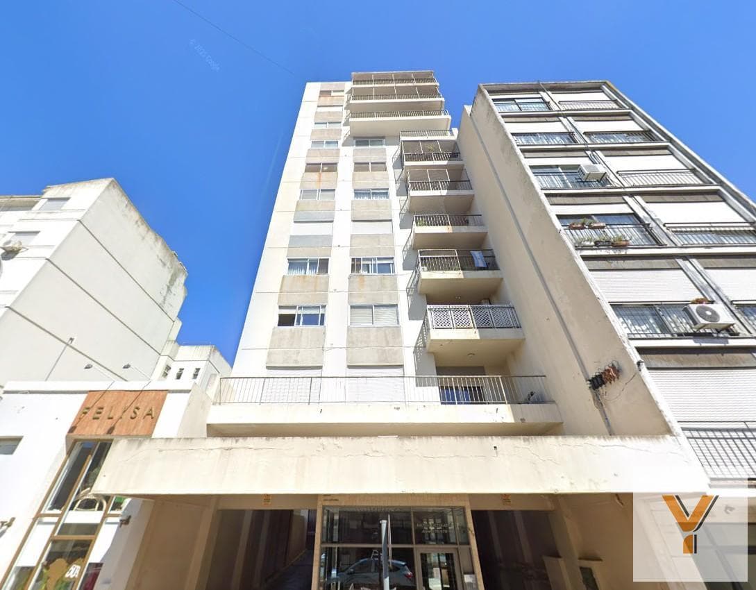 Apartment for Sale - 2 Bedrooms, 1 Bathroom - 70 m² - Tandil