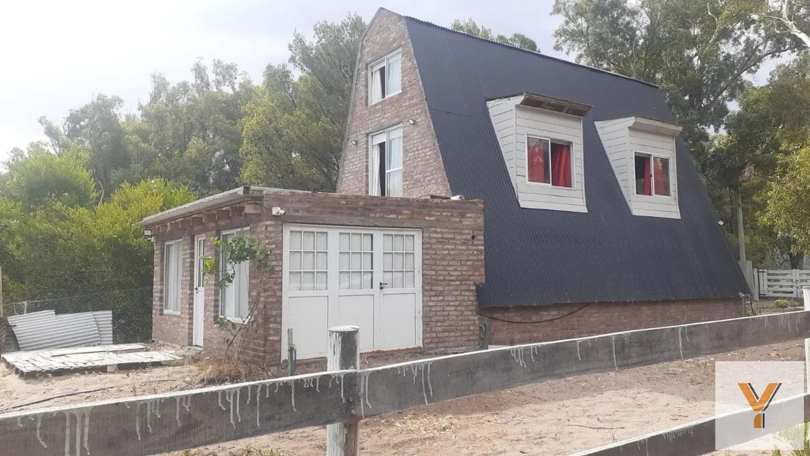 House for Sale - 4 Bedrooms, 2 Bathrooms - Monte Hermoso