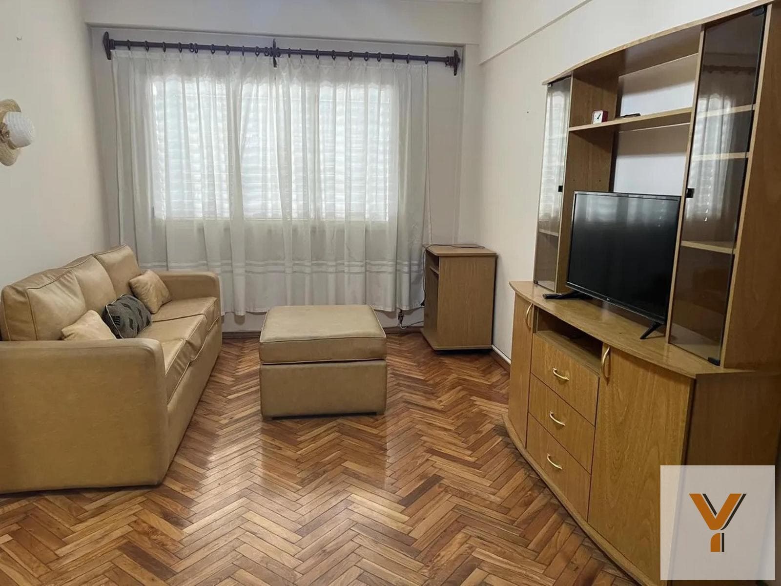 Apartment for Sale - 2 Bedrooms, 1 Bathroom - Flores