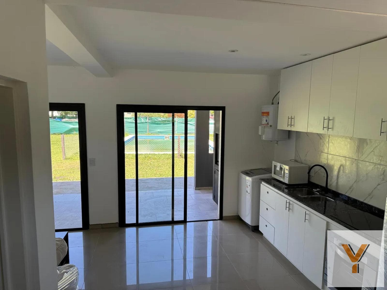 Duplex for Sale - 3 Bedrooms, 2 Bathrooms - Campana