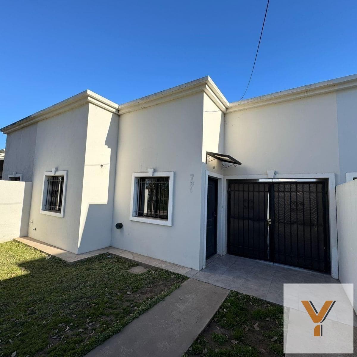 House for Sale - 2 Bedrooms, 1 Bathroom - Chivilcoy