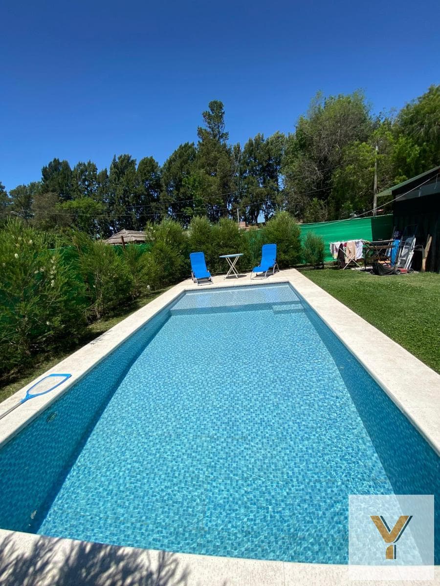 House for Rent - 3 Bedrooms, 3 Bathrooms - 330 m² - La Plata