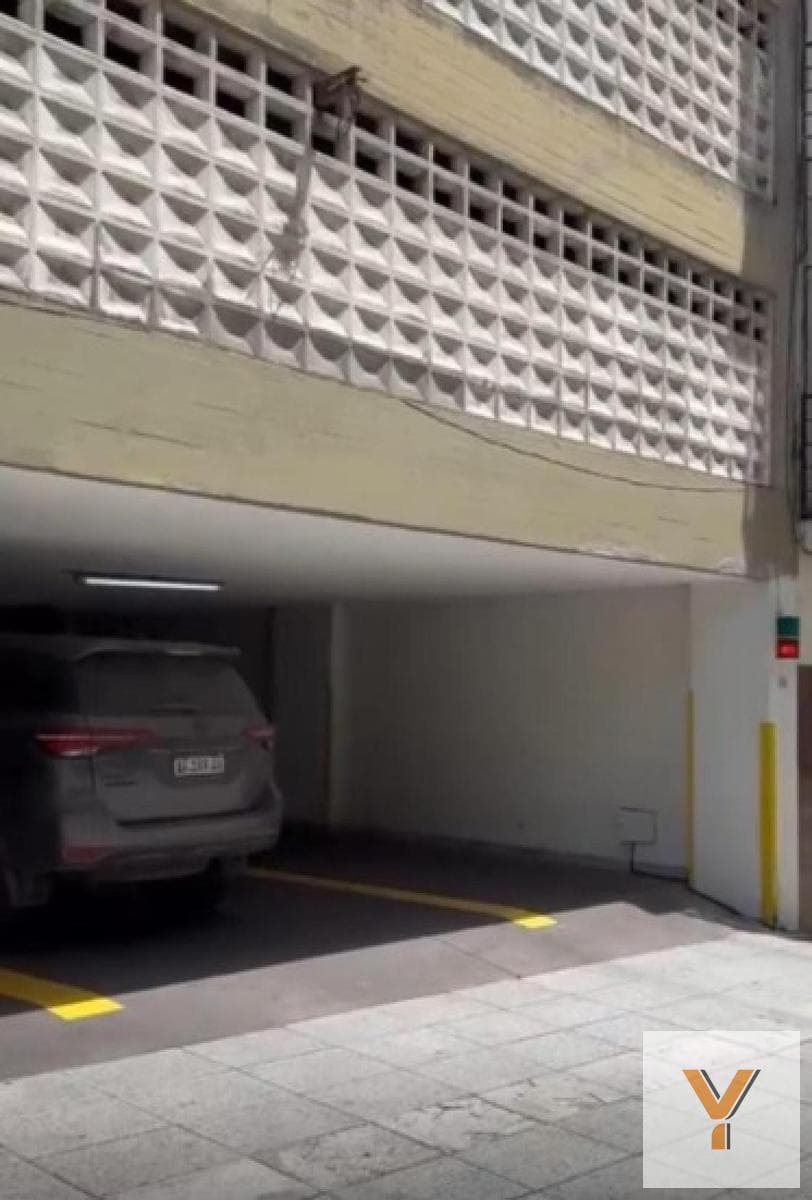 Garage for sale - 12 m² - Recoleta