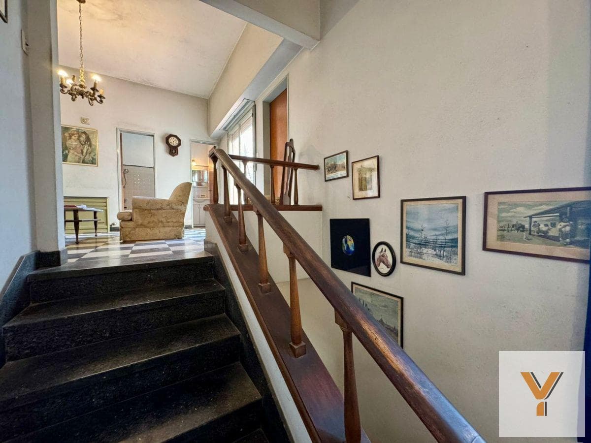 House for Sale: 4 Bedrooms, 4 Bathrooms - 535 m² - Chivilcoy