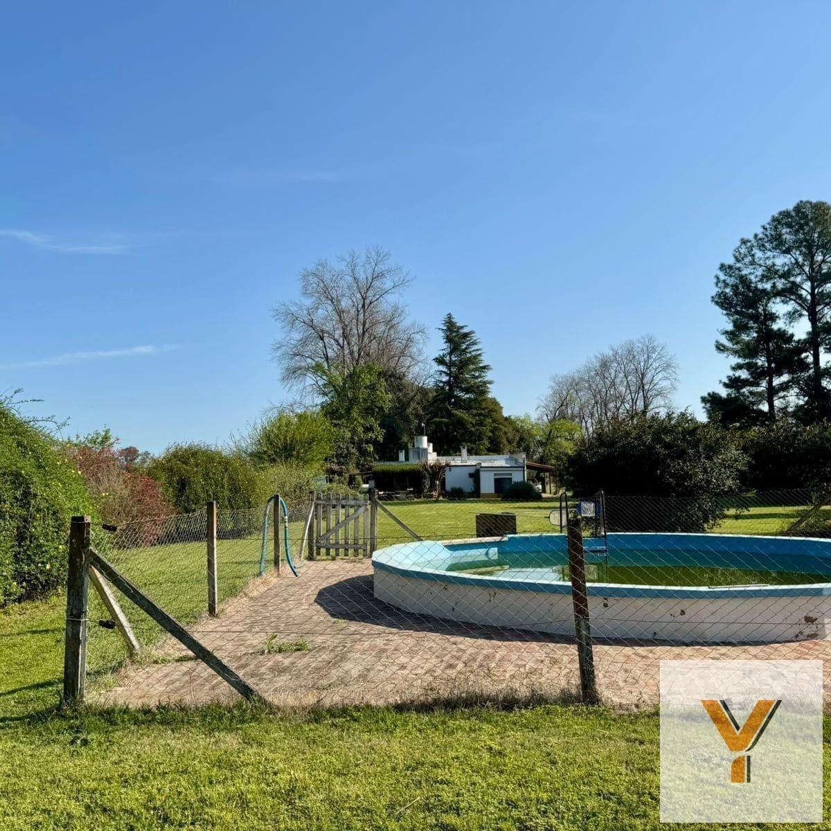 House for Sale - 3 Bedrooms, 2 Bathrooms - Chivilcoy