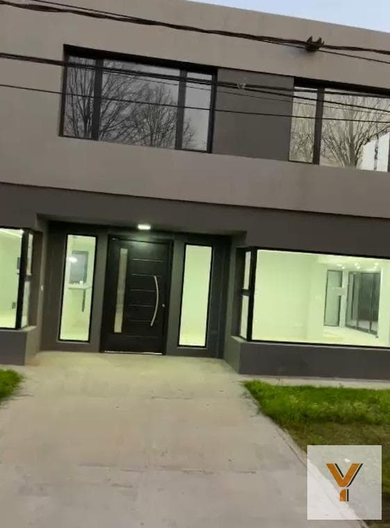 House for Rent - 4 Bedrooms, 4 Bathrooms - 455 m² - Canning