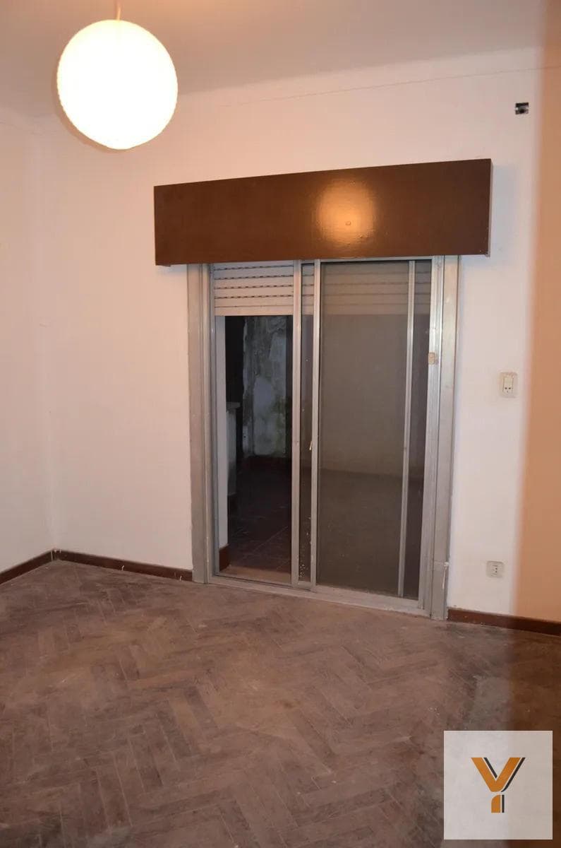 Apartment for Sale - 1 Bedroom, 1 Bathroom - Banfield