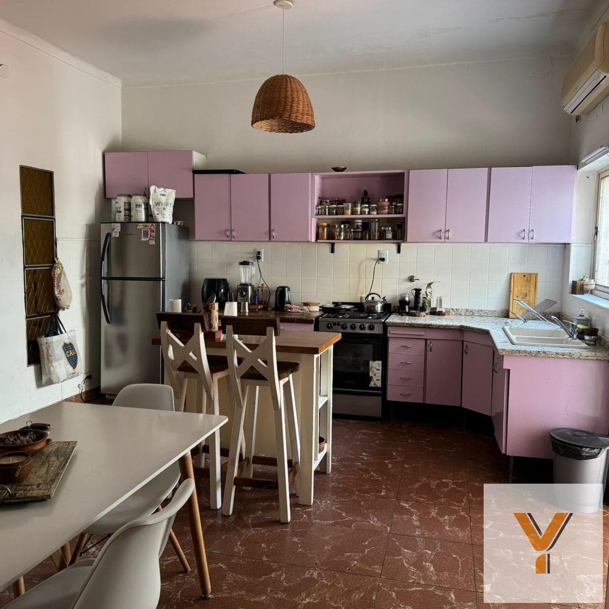 House for Sale - 3 Bedrooms, 2 Bathrooms - 242 m² - Chivilcoy