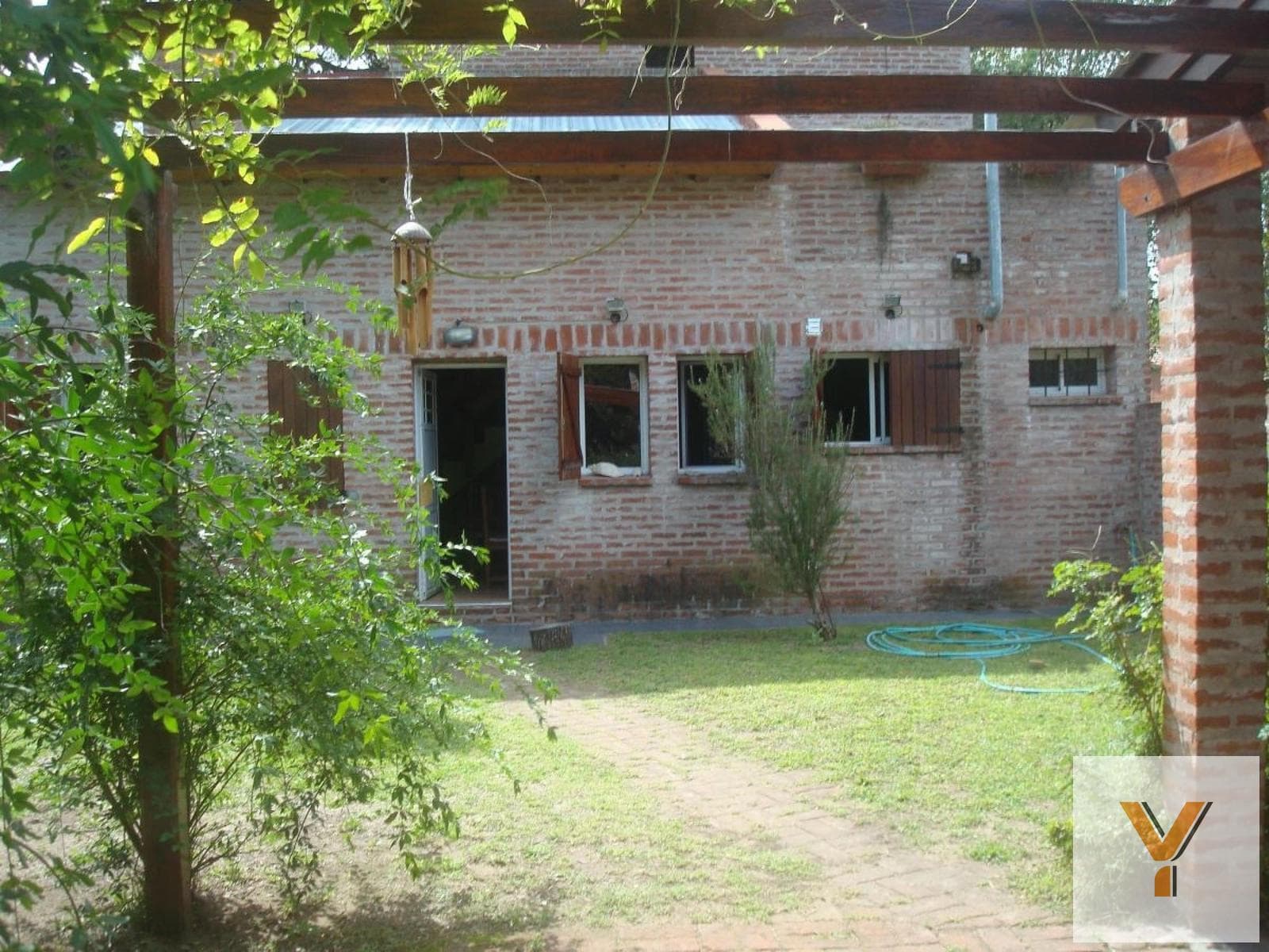 House for Sale - 3 Bedrooms, 2 Bathrooms - La Lucila del Mar