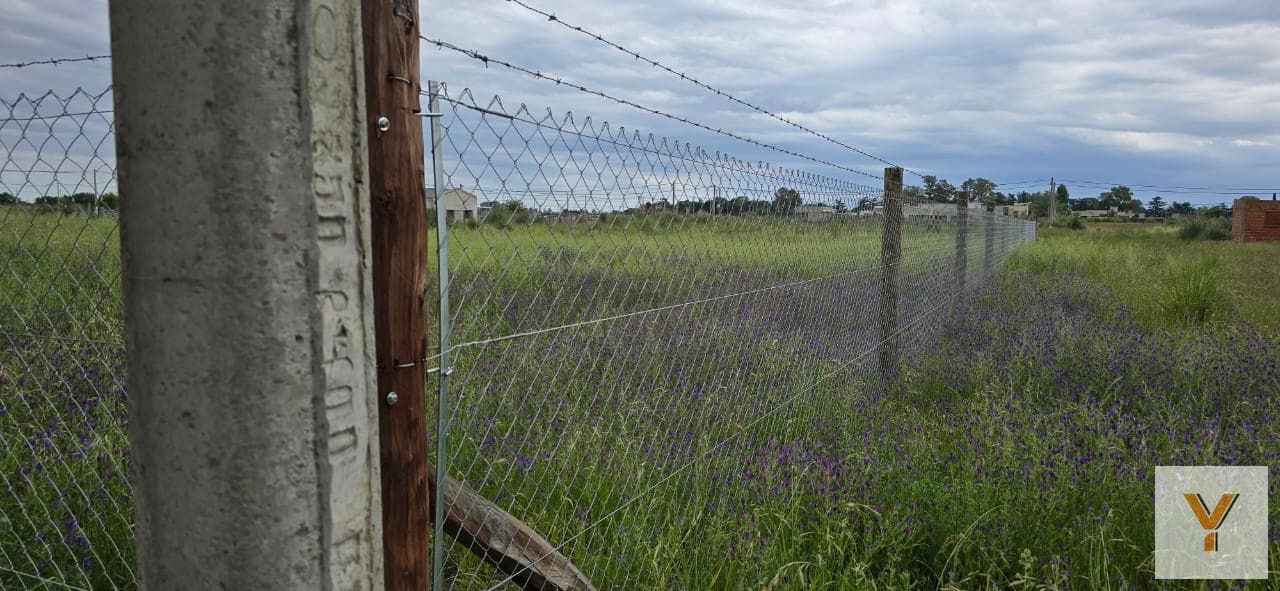 Fenced lot for sale, all utilities included, financing available - 2,022 m² - Aires de Bragado