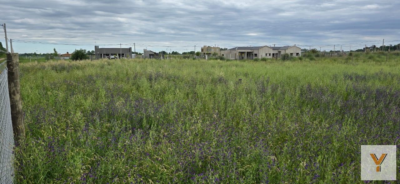 Fenced lot for sale, all utilities included, financing available - 2,022 m² - Aires de Bragado