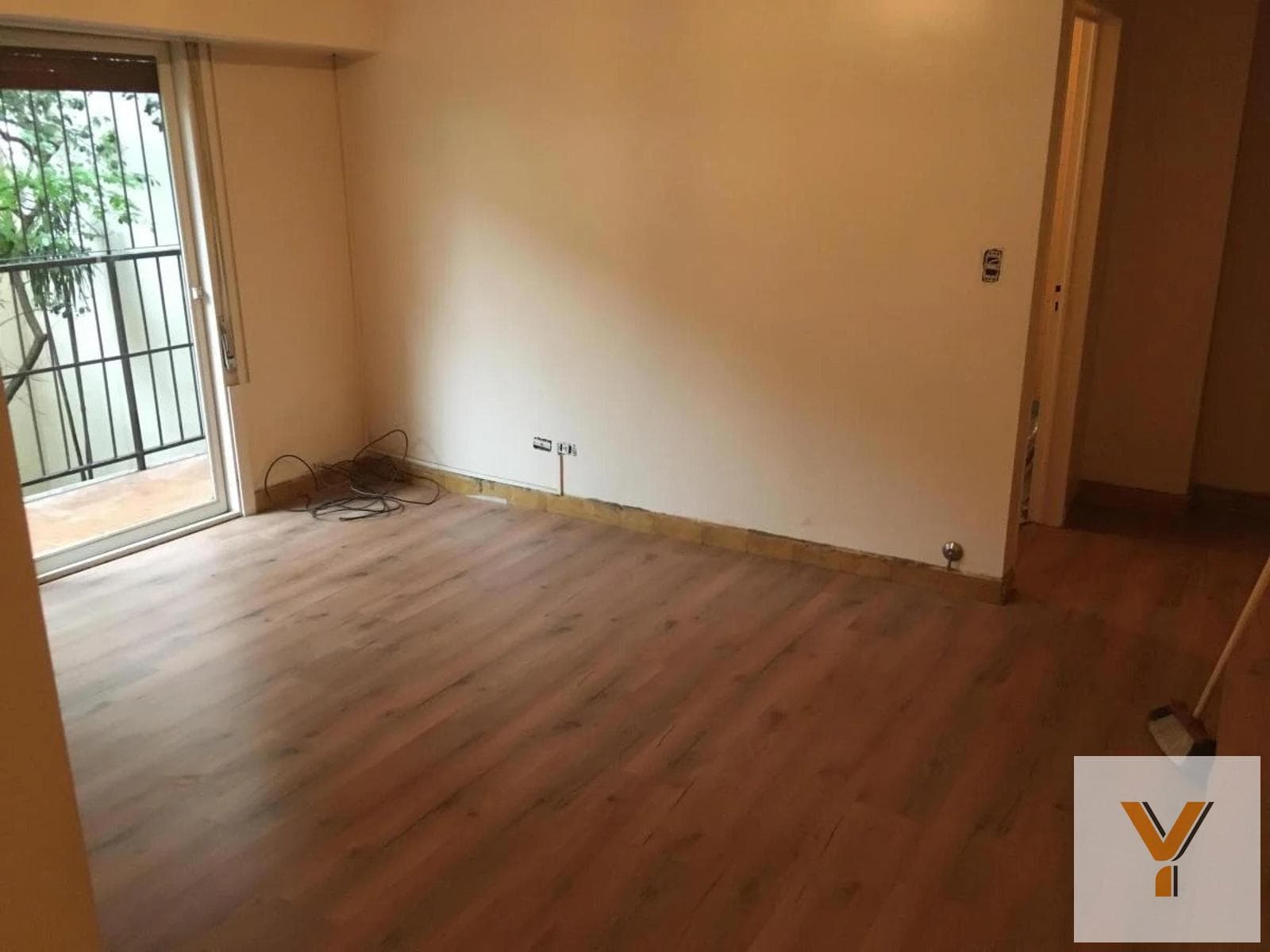 Apartment for Sale - 1 Bedroom, 1 Bathroom - Almagro