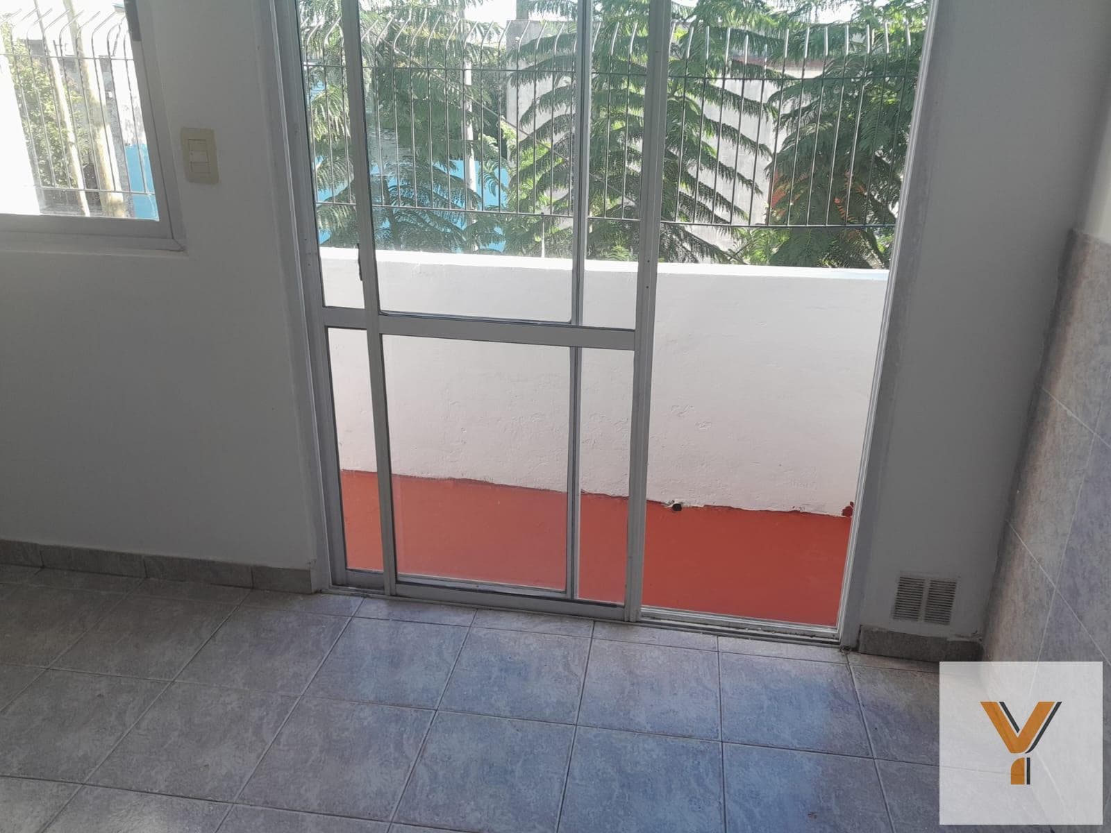 Apartment for Sale - 2 Bedrooms, 1 Bathroom - Sarandí