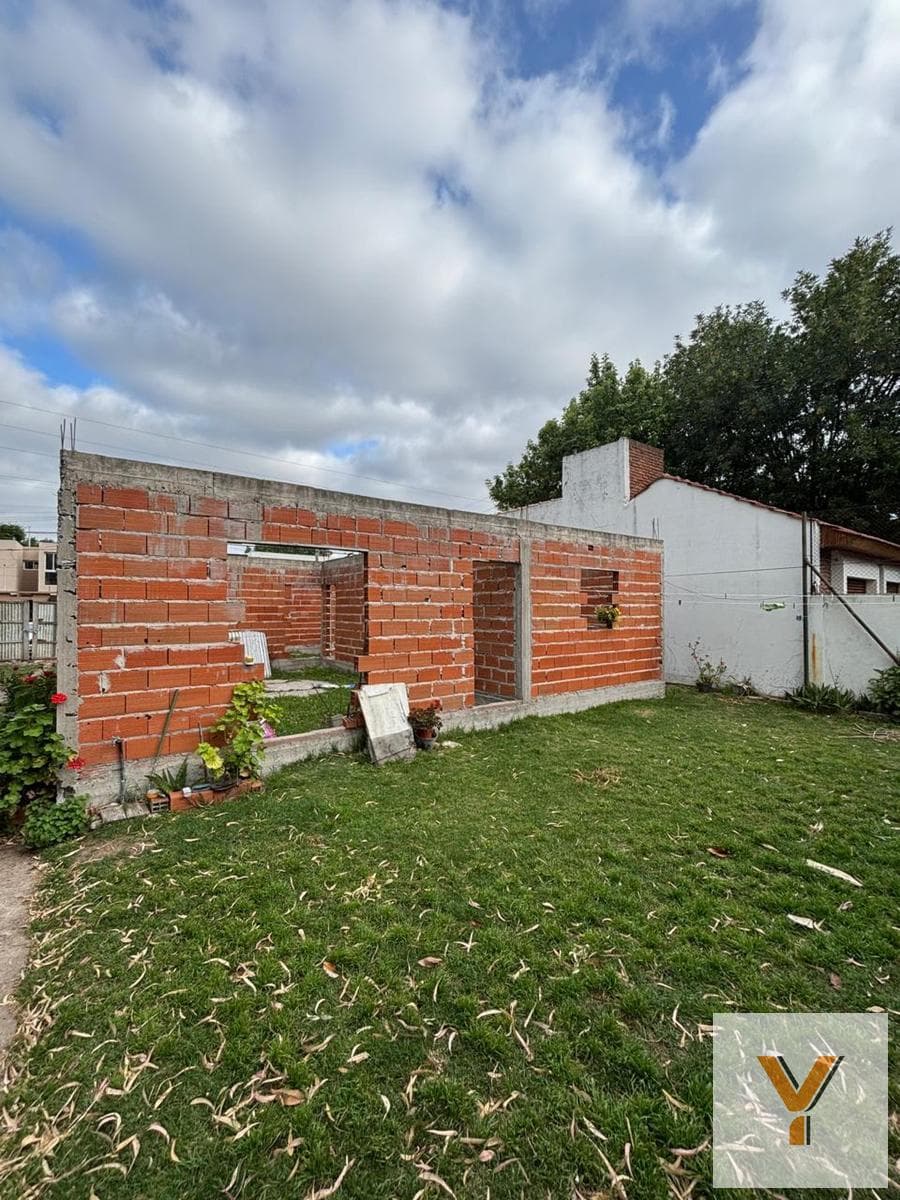 Land for Sale - 300 square meters - City Bell