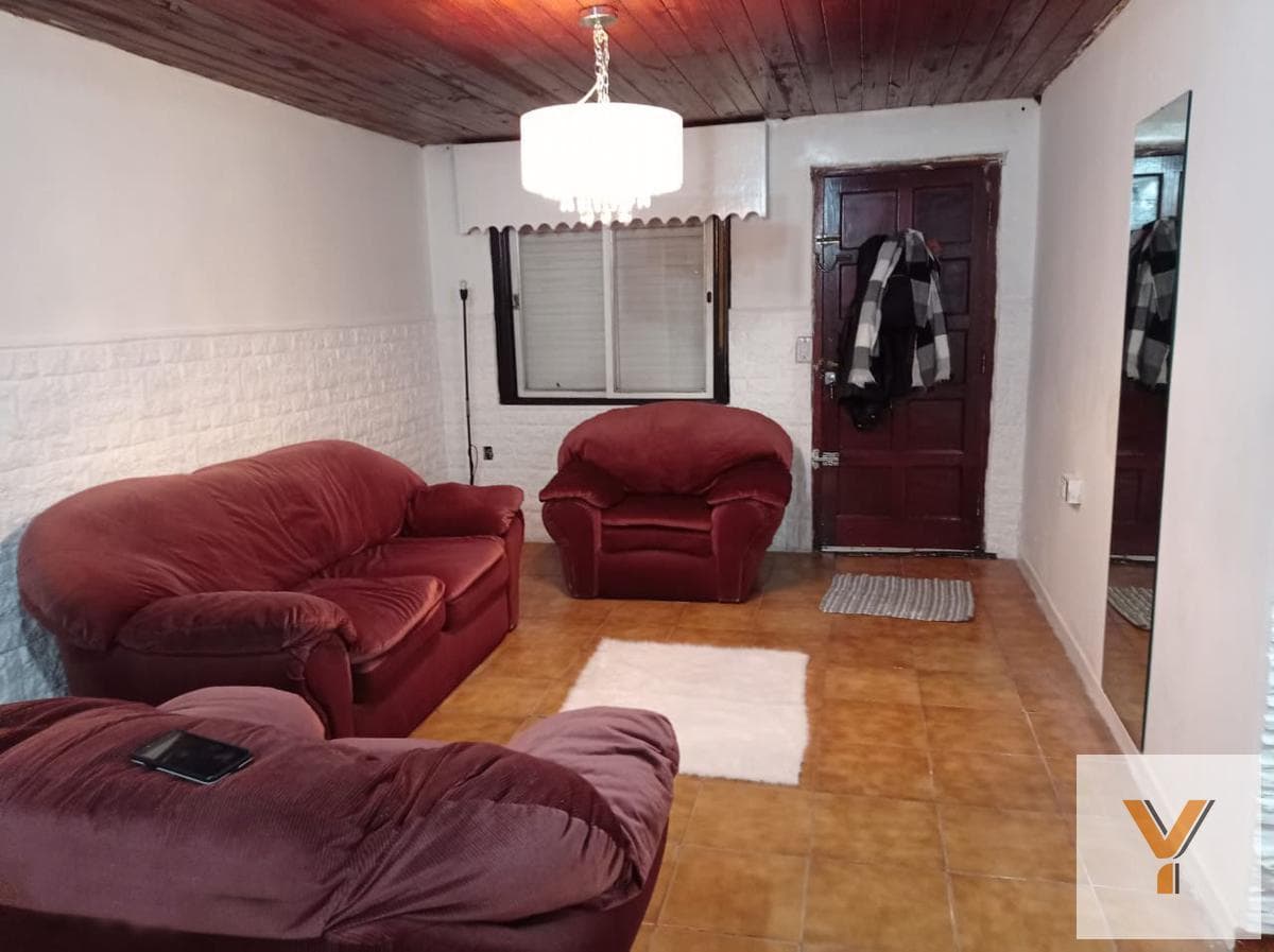 House for sale - 2 bedrooms - 1 bathroom - 330 m² total - Sourigues