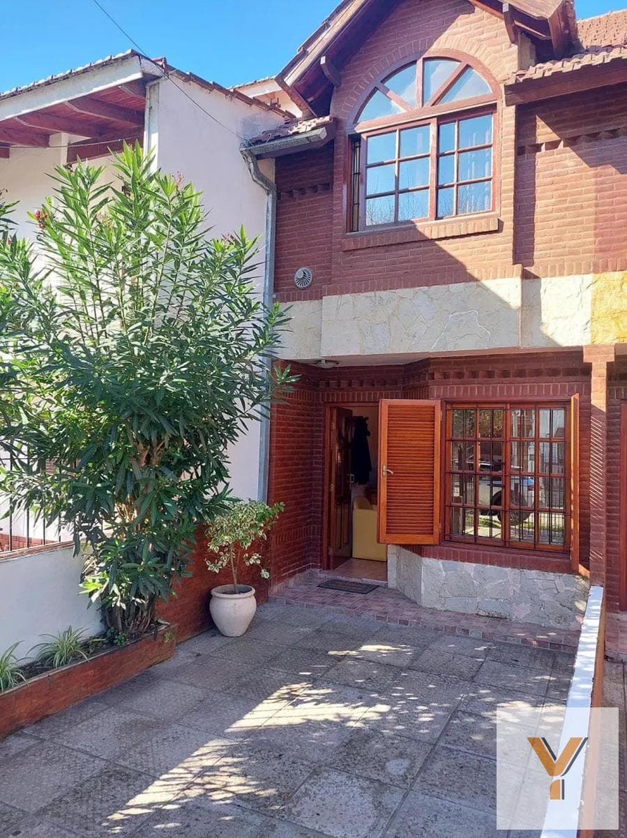 Triplex for sale - 3 bedrooms, 2 bathrooms - San Bernardo del Tuyú