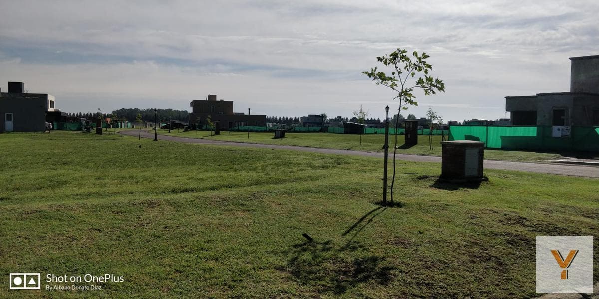 Land for Sale - 719 m² - Tristan Suarez