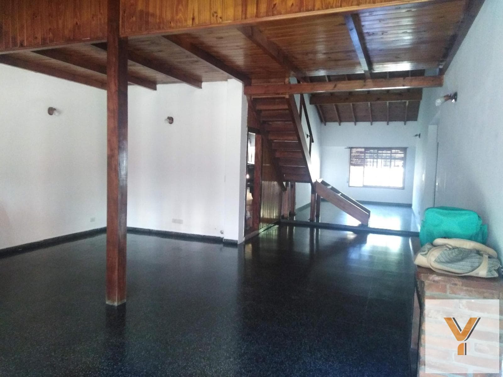 House for Sale - 3 Bedrooms, 1 Bathroom - San Miguel