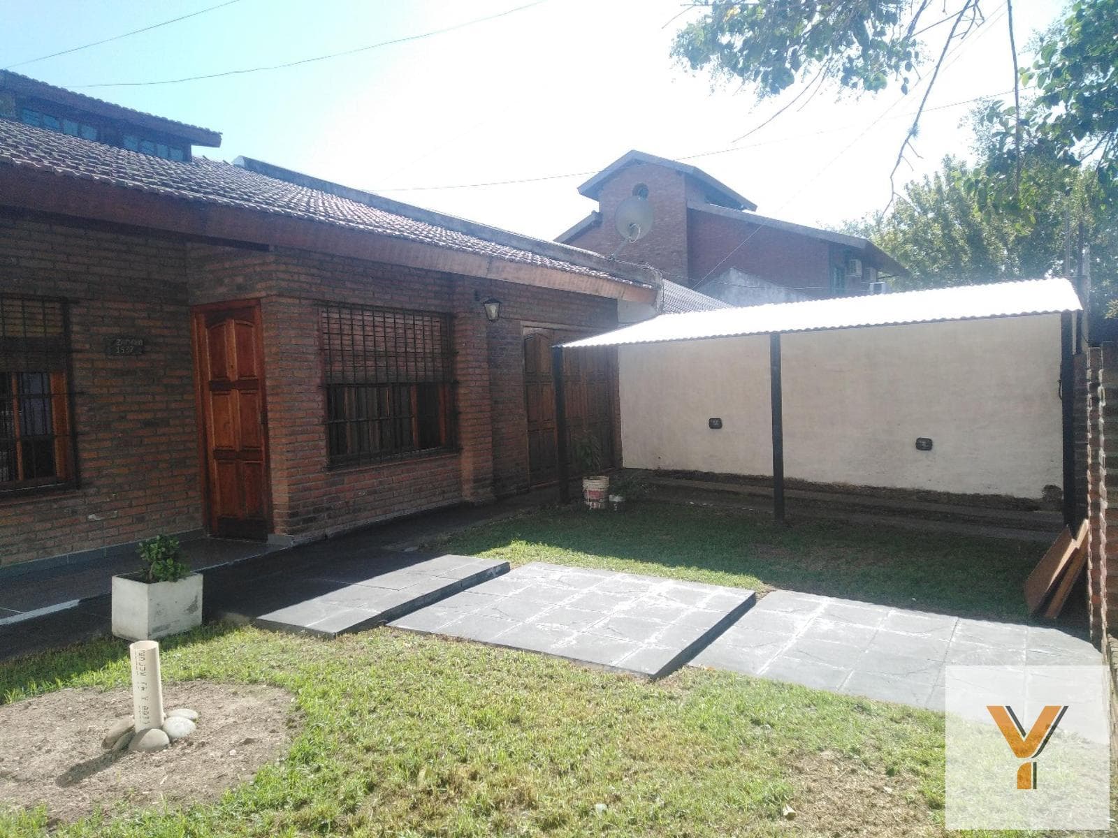 House for Sale - 3 Bedrooms, 1 Bathroom - San Miguel