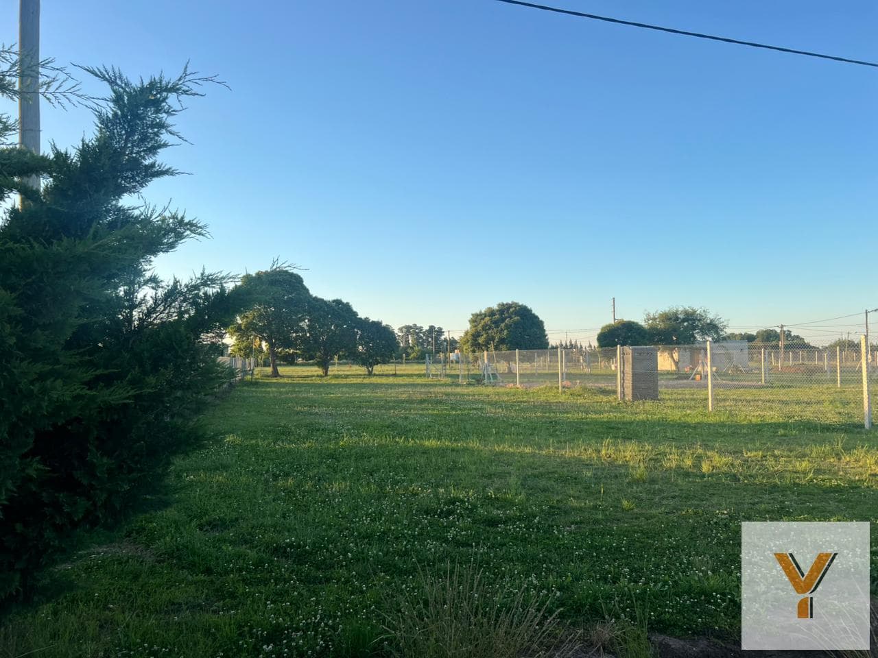 Land for Sale - 450 m² - Arana