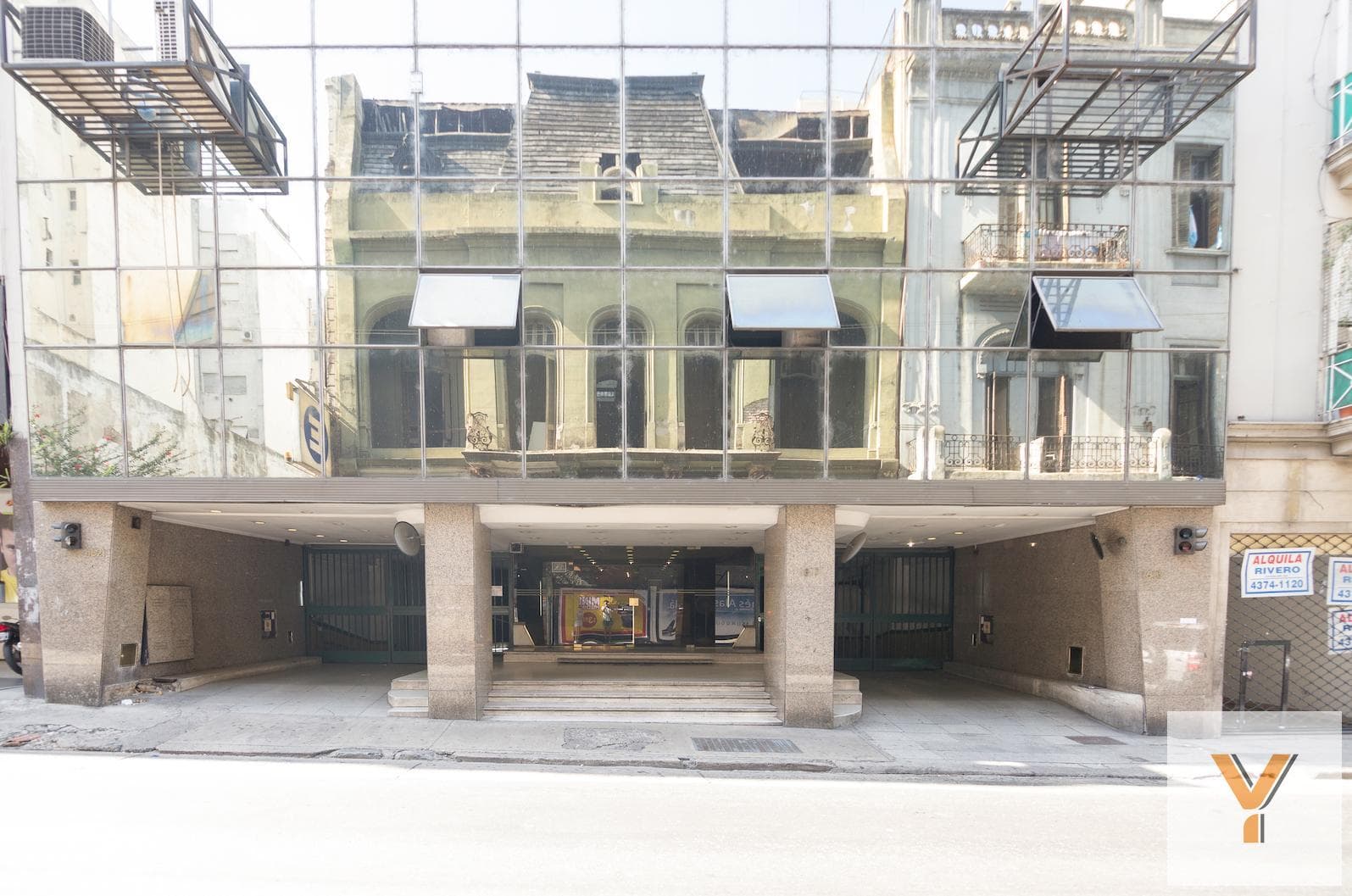 Garage for sale - 12 square meters - Congreso