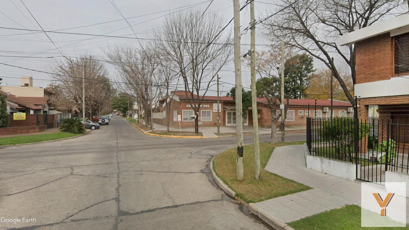 Triplex for Sale - 3 Bedrooms, 2 Bathrooms - Martín Coronado