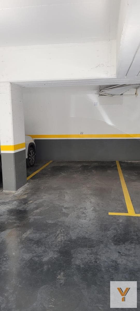 Garage for sale - 13 square meters - Palermo