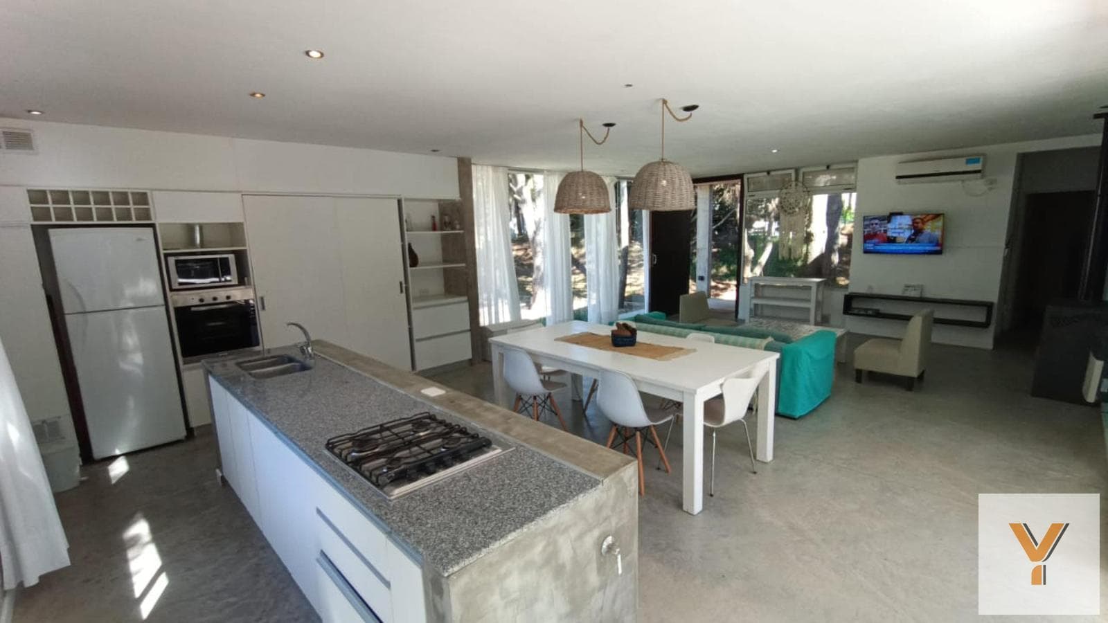 House for Sale - 3 Bedrooms, 2 Bathrooms - Pinamar