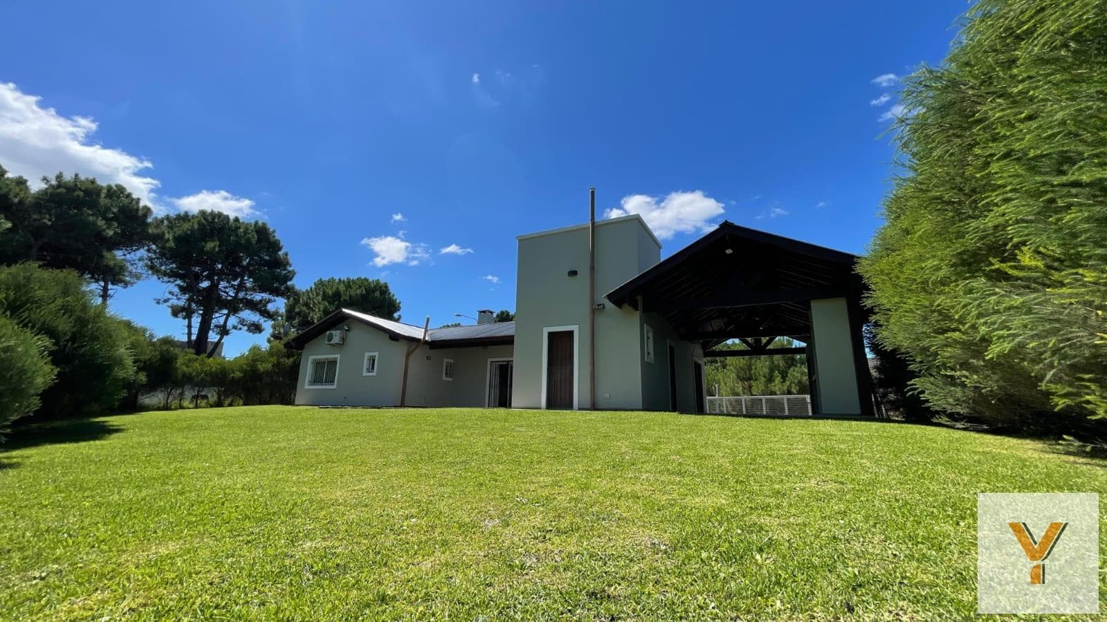 House for Sale - 3 Bedrooms, 3 Bathrooms - Pinamar