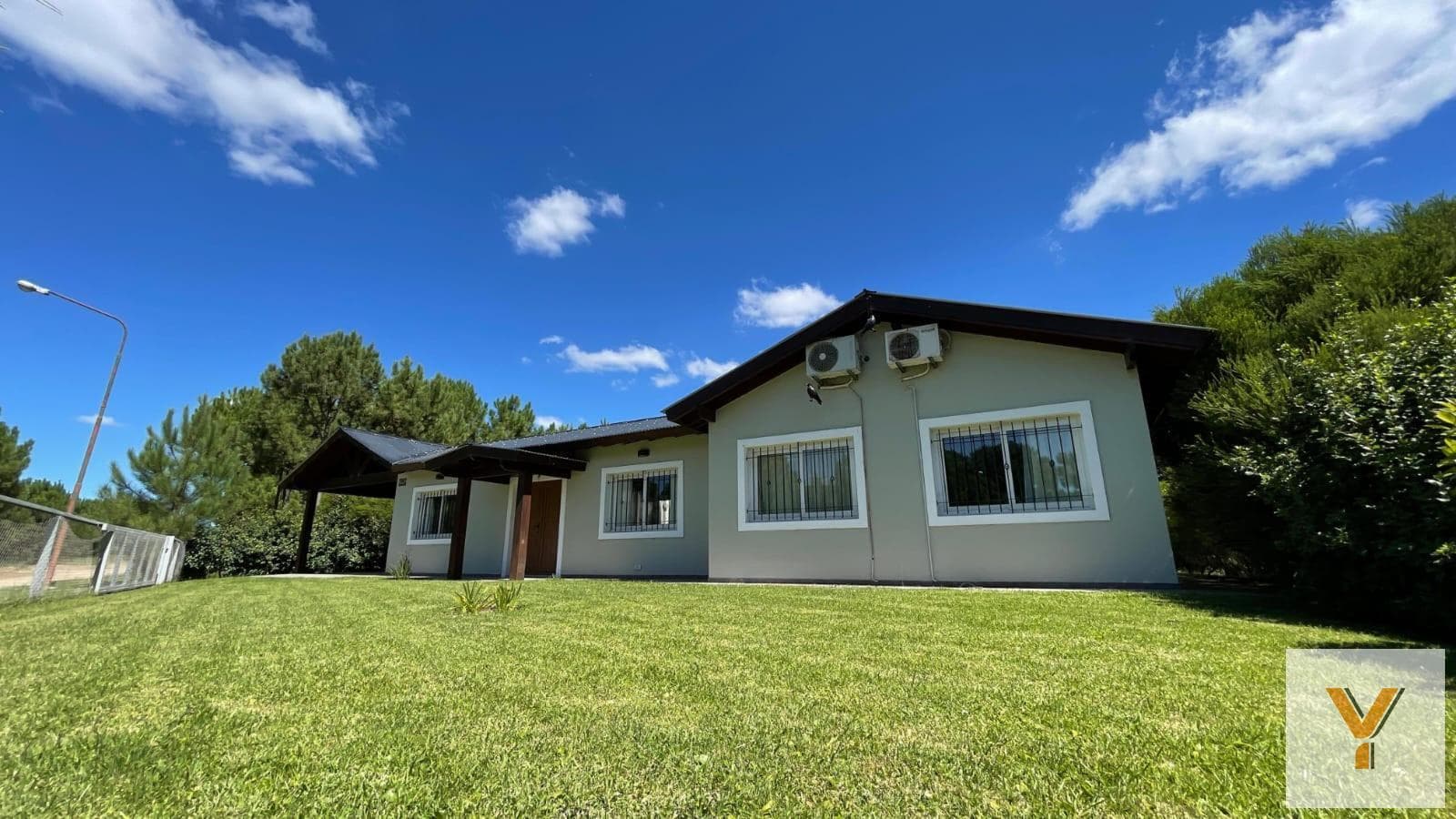 House for Sale - 3 Bedrooms, 3 Bathrooms - Pinamar