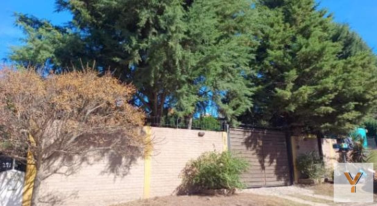 Casa en venta - 6 Dormitorios 4 Baños - Cordoba
