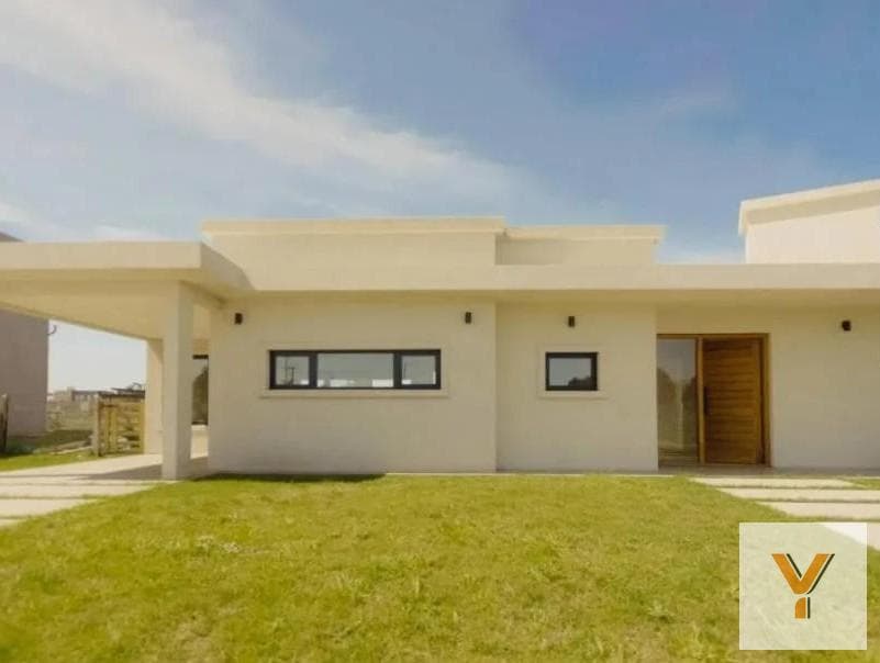 House for Sale - 3 Bedrooms, 3 Bathrooms - Mar del Plata