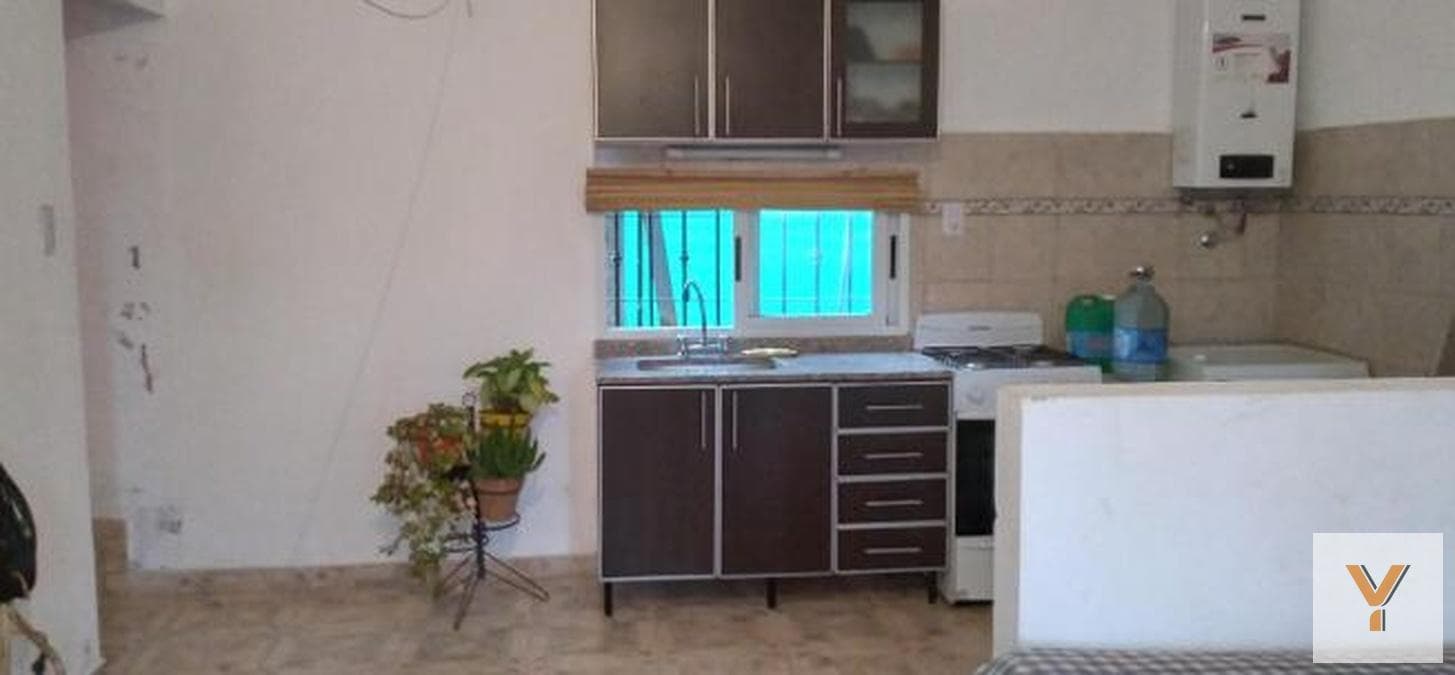 Casa en venta - 4 Dormitorios 2 Baños - Cantegril