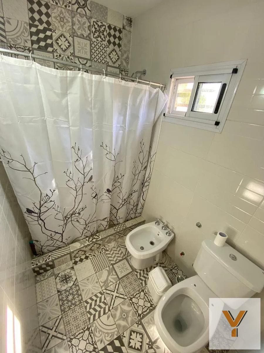 House for Sale - 4 Bedrooms, 4 Bathrooms - La Matanza