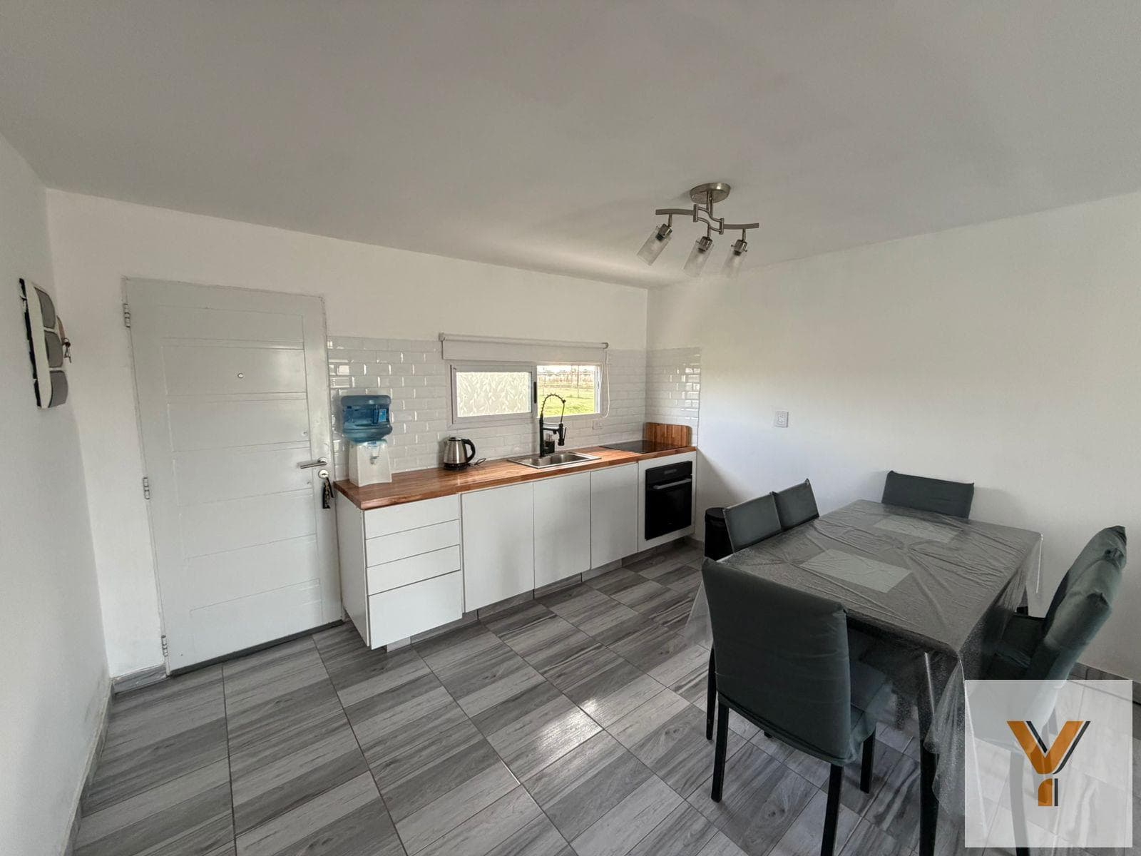 House for Sale - 300 square meters - General Rodriguez