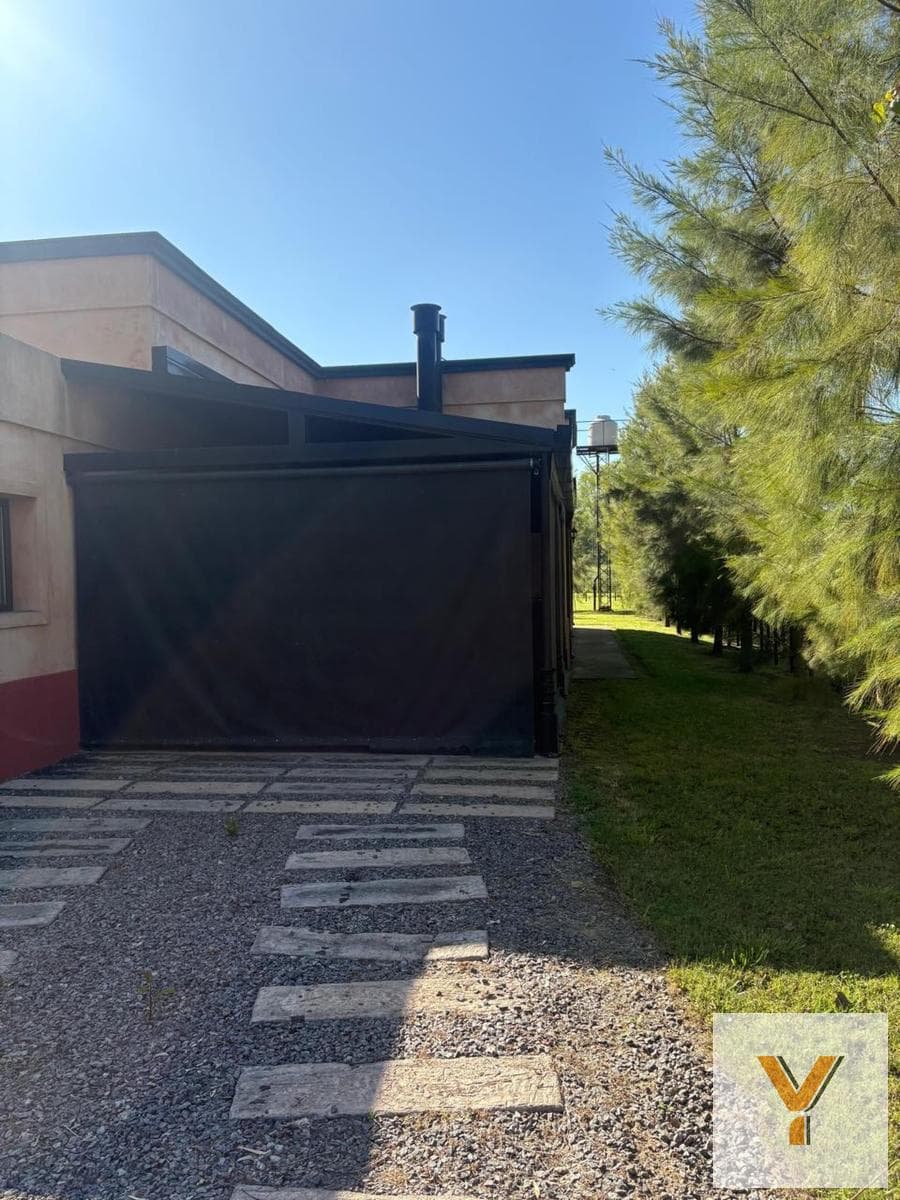 House for Sale - 2 Bedrooms, 2 Bathrooms - Ramón Biaus