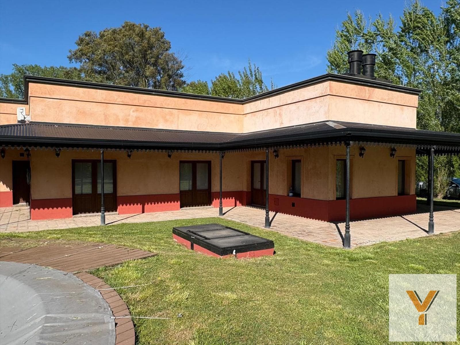 House for Sale - 2 Bedrooms, 2 Bathrooms - Ramón Biaus