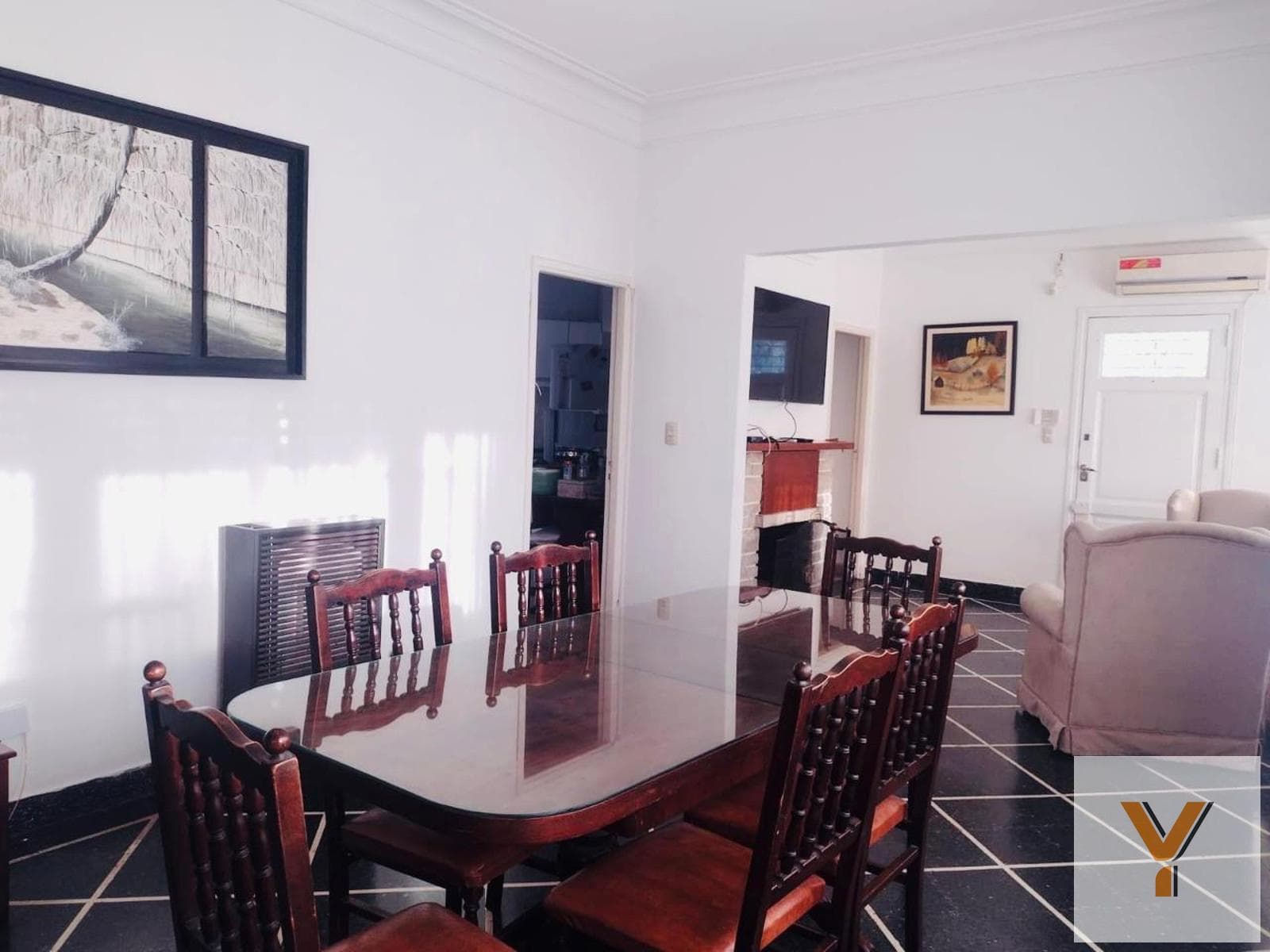 House for Sale - 3 Bedrooms, 2 Bathrooms - Miramar