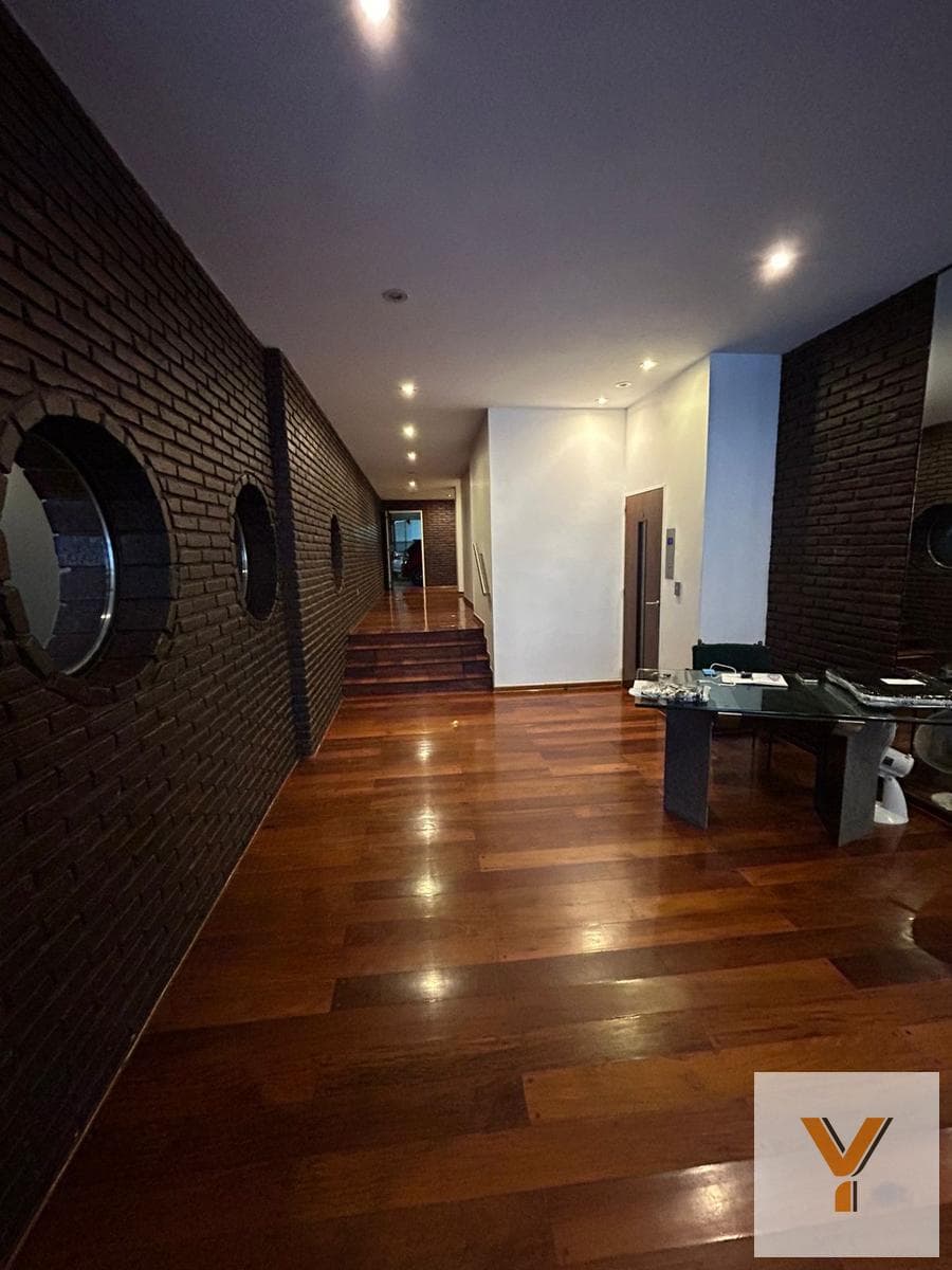 Apartment for Sale - 3 Bedrooms, 2 Bathrooms - Recoleta
