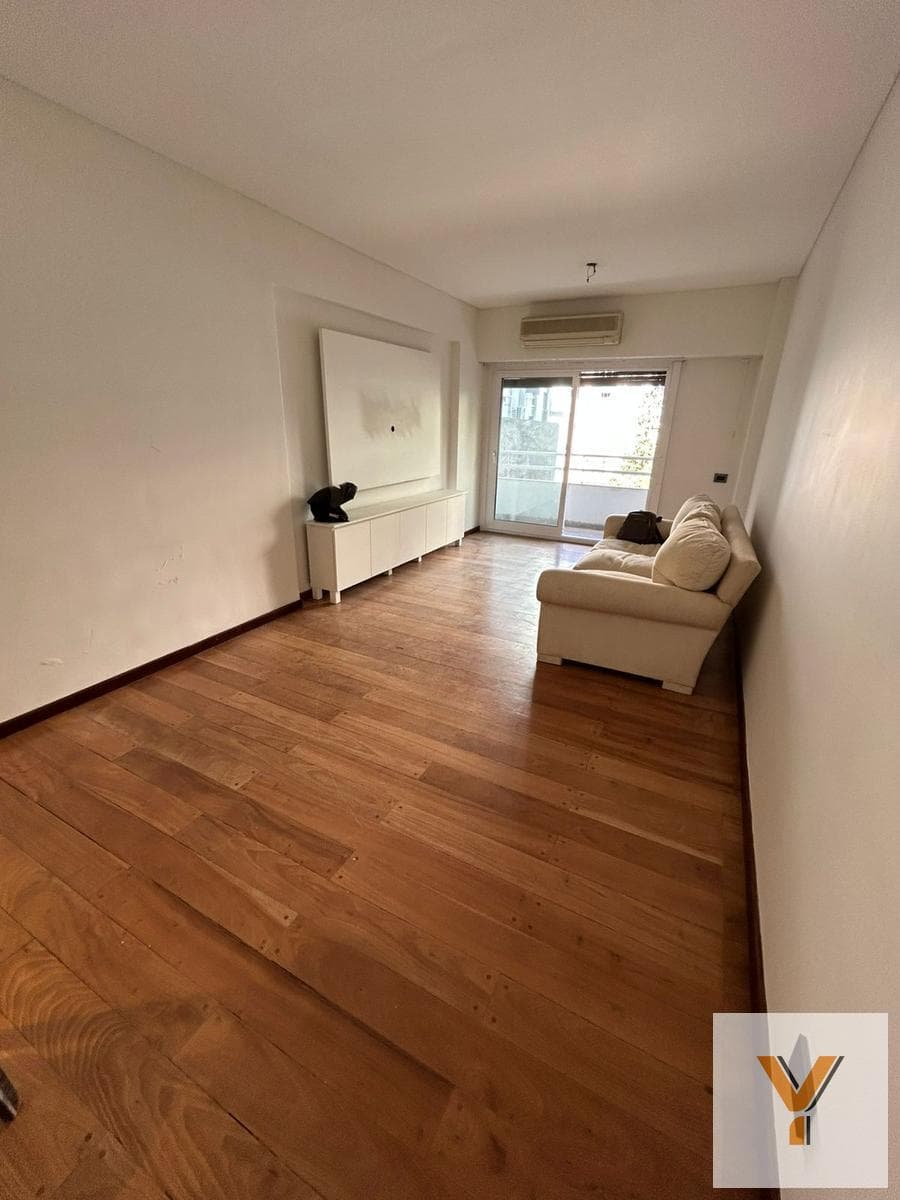 Apartment for Sale - 3 Bedrooms, 2 Bathrooms - Recoleta