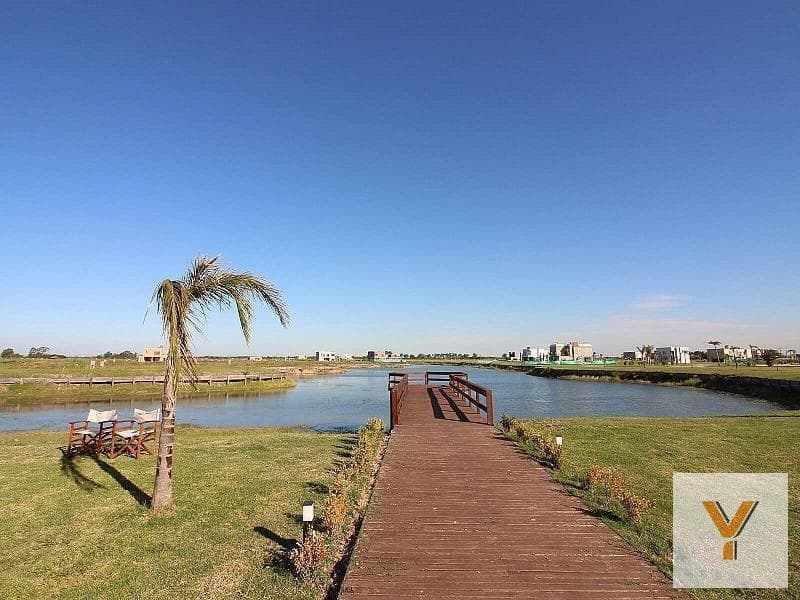 Land for Sale - 700 square meters - Lagos de Canning, Esteban Echeverría